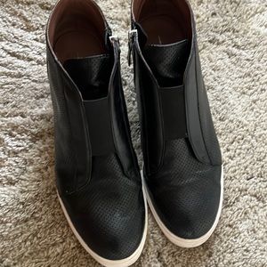 Linda Paolo Felicia Wedge Sneaker Black Leather